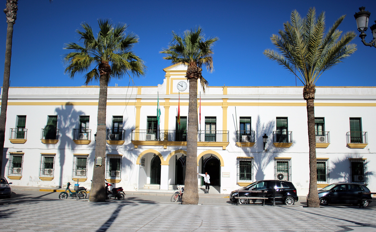 Trebujena Pizzería automática 24 hrs